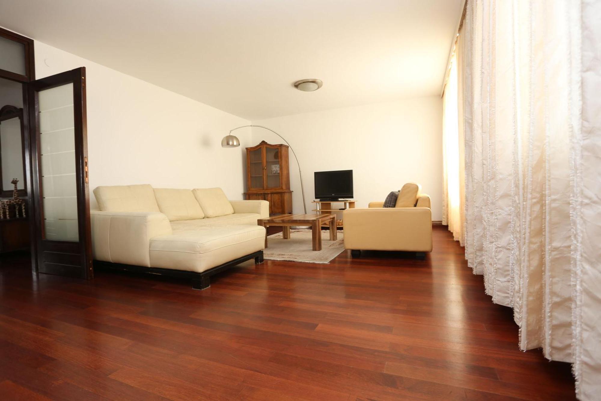 Apartment Old Town Oasis *